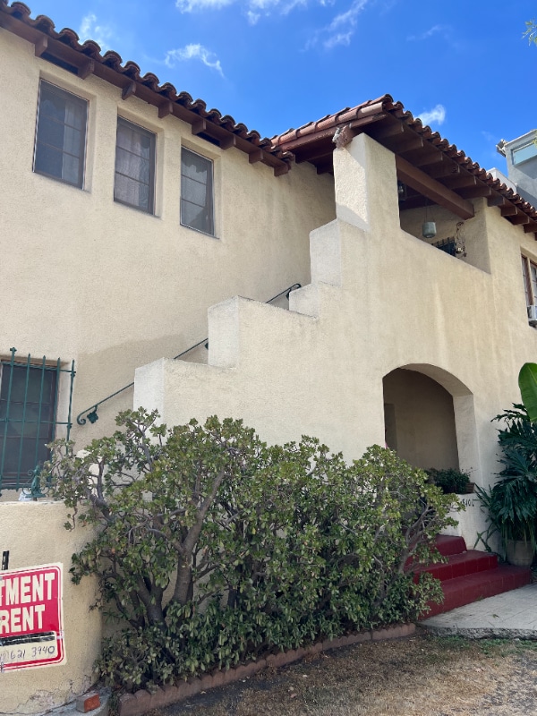 Building Photo - 8400 Blackburn Ave