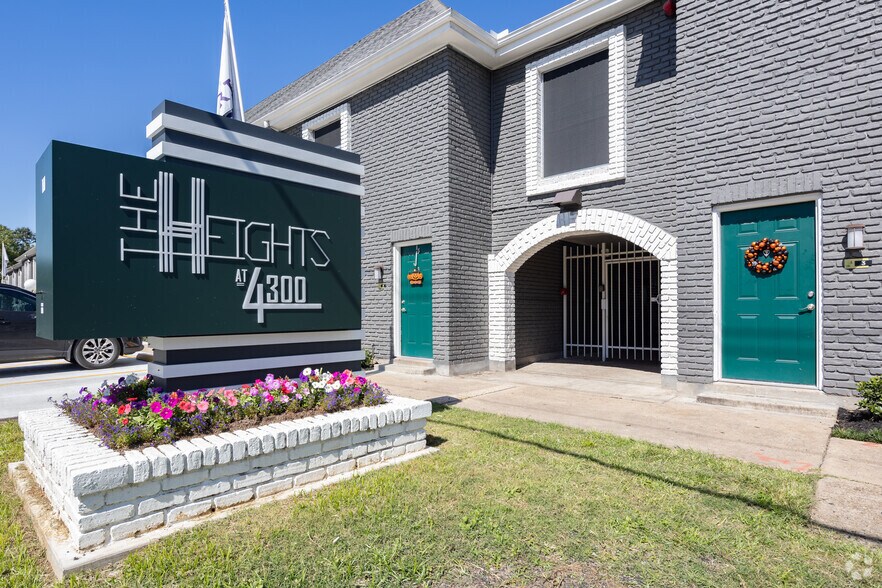 The Park at Malaga 4300 Sherwood Ln Houston TX 77092 Apartment Finder