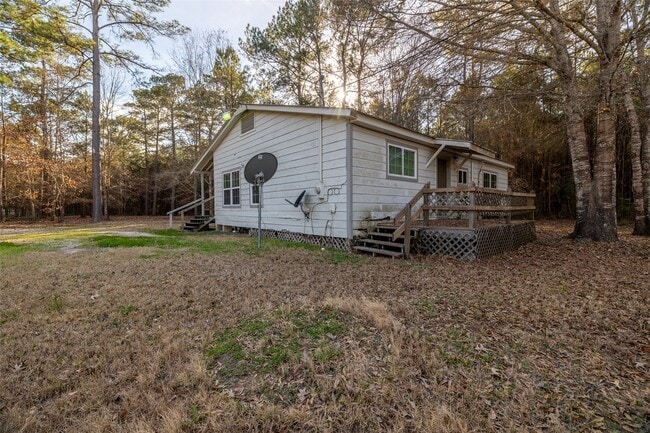 Building Photo - 2405 County Rd 2235