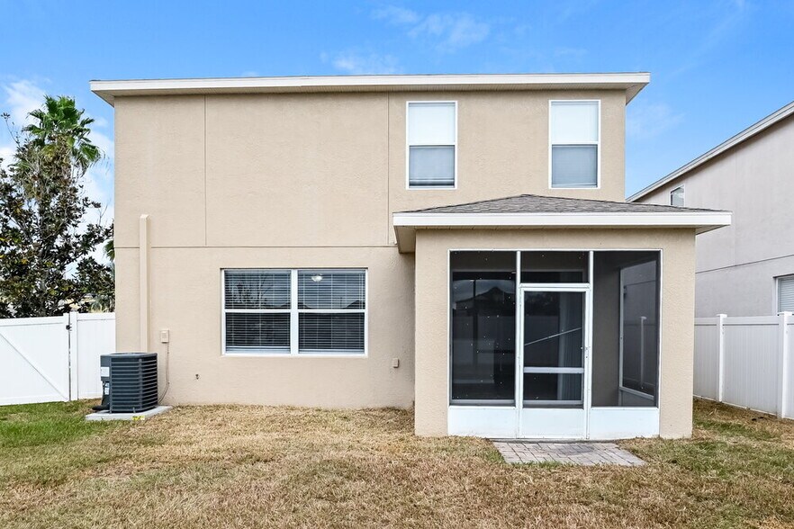 Building Photo - 2360 Richwood Pike Dr