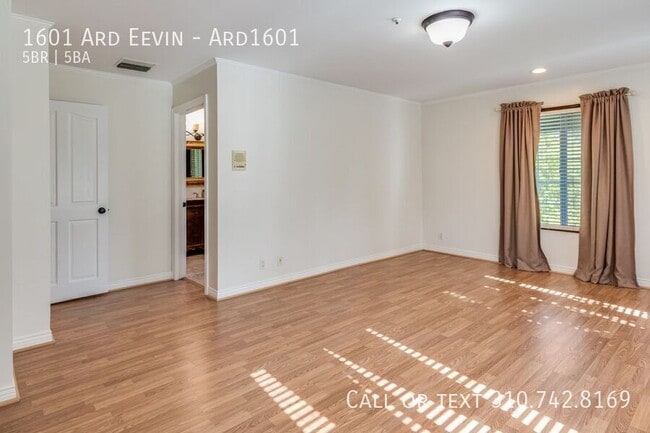 Building Photo - 1601 Ard Eevin Ave