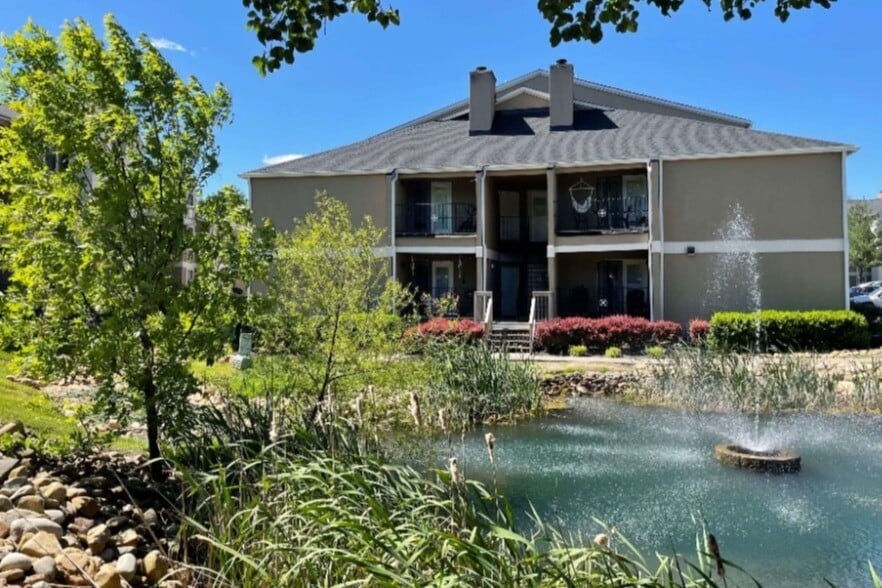 Fox Lake Apartment Homes 505 Fox Crossing Blvd Knoxville TN 37923