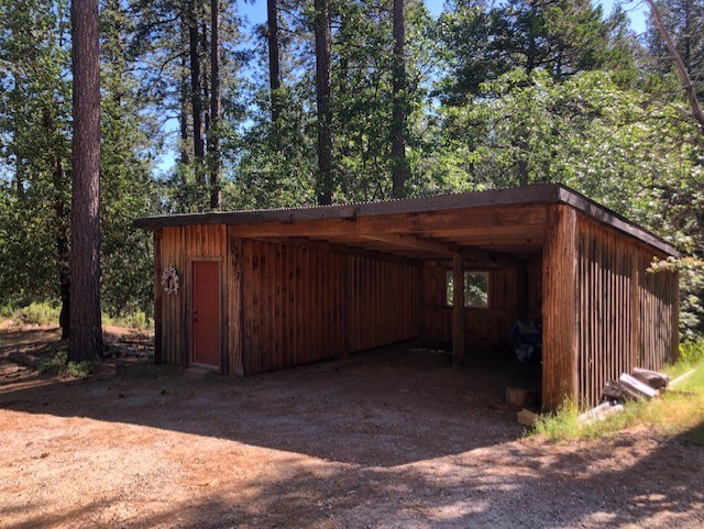 Building Photo - 31777 Lincoln Rd