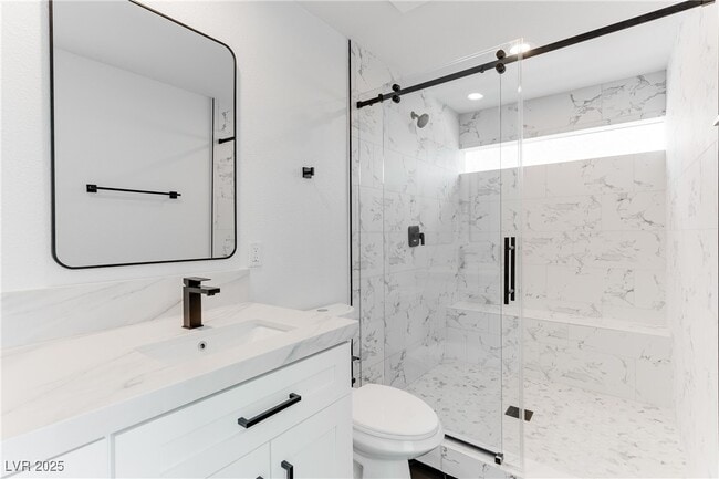 Building Photo - 254 Tower St