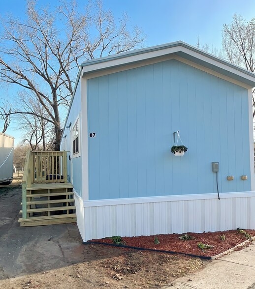 Building Photo - 110 N Michigan St