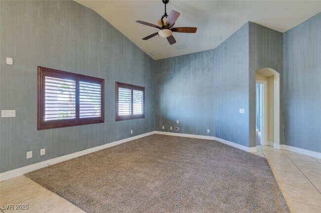 Building Photo - 2255 Double Tree Ave