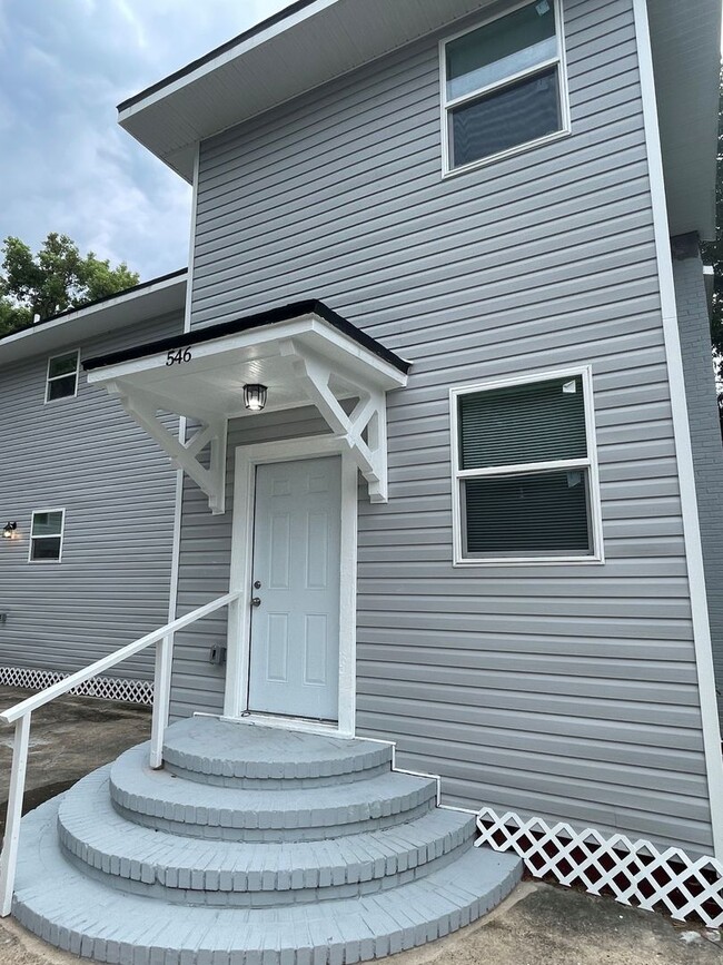 Primary Photo - Duplex with Garage Apartment