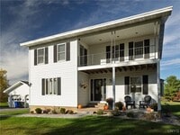 Building Photo - 35749 Sayre Rd