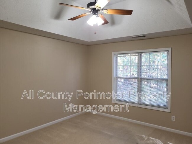 Building Photo - 287 Ridgestone Way SW