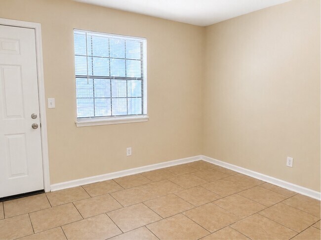 Building Photo - 1181 Ocala Rd