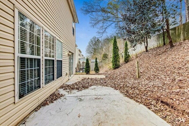 Building Photo - 1645 Heyford Cir NW
