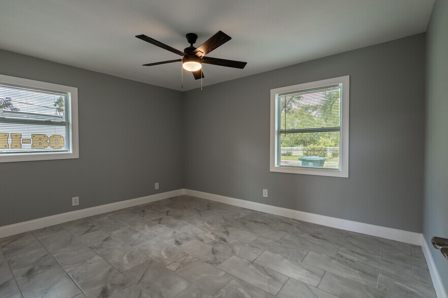 Bedroom - 3371 Thalia Rd