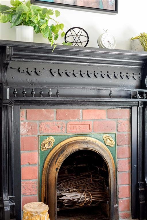 Building Photo - 383 Park Ave SE