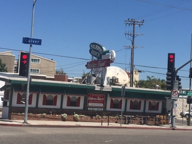 Building Photo - 420-22 Rees Street