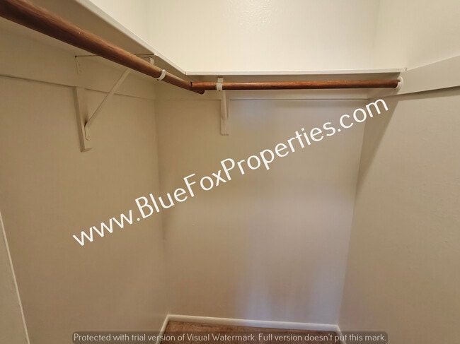 Building Photo - 1201 N Tracy Ave