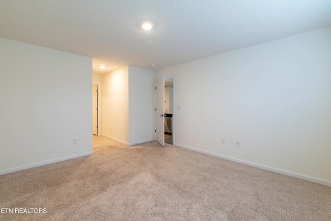 Building Photo - 7452 Game Bird St