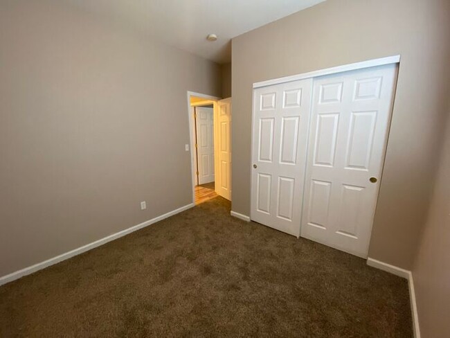 Building Photo - Sky Vista in Stead - Single Story Home wit...