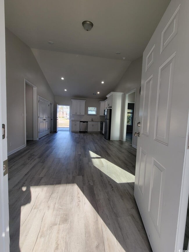 Building Photo - 4967 Lyons Ln