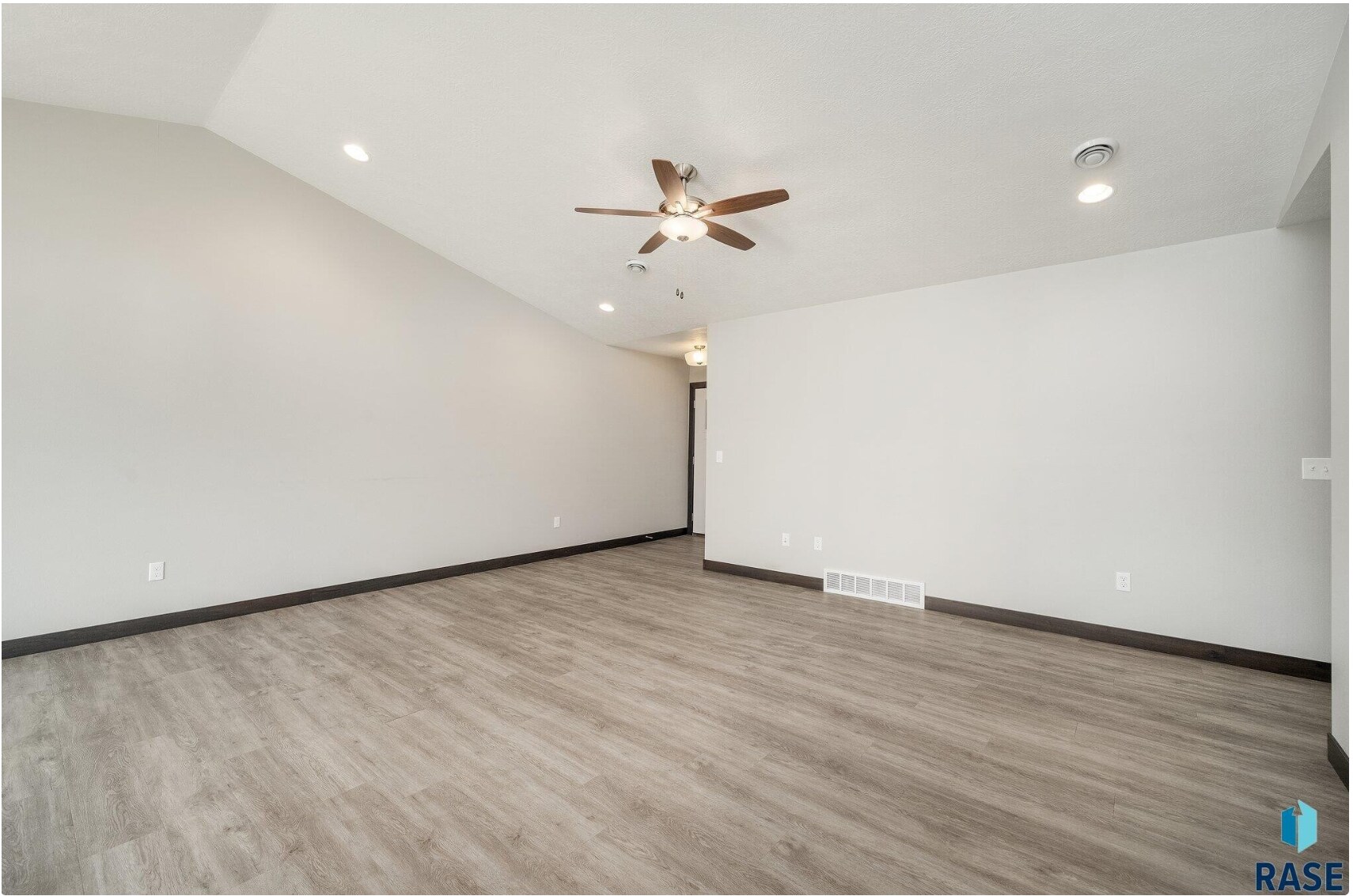 Building Photo - 4508 W 34th St N
