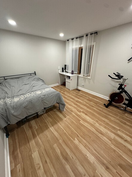 Room 2 - 7881 Sheffield Dr