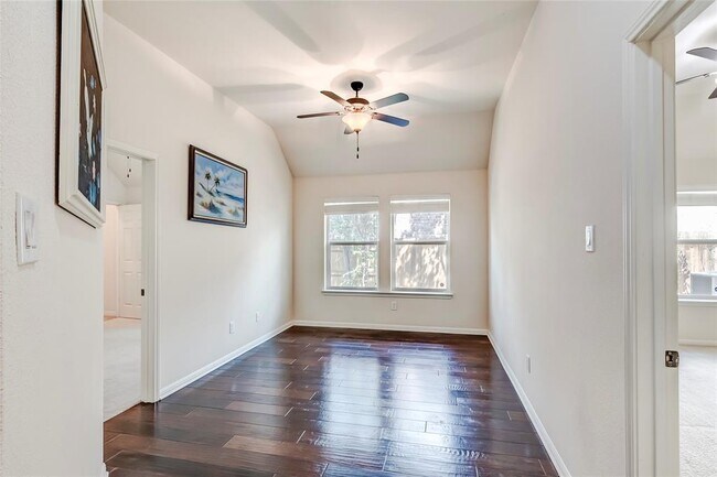 Building Photo - 116 Azimuth Dr