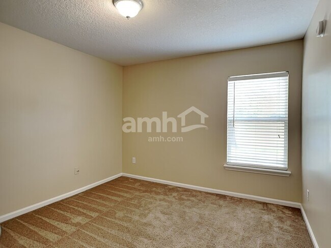 Building Photo - 14246 Sea Eagle Dr