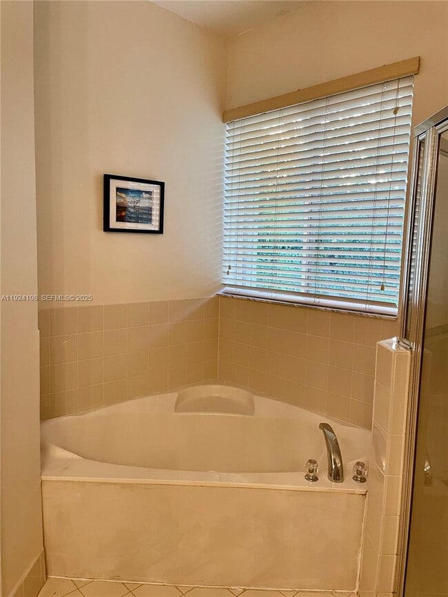 Building Photo - 20774 SW 90th Pl