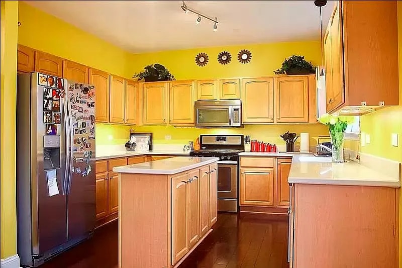 Building Photo - 576 Declaration Ln