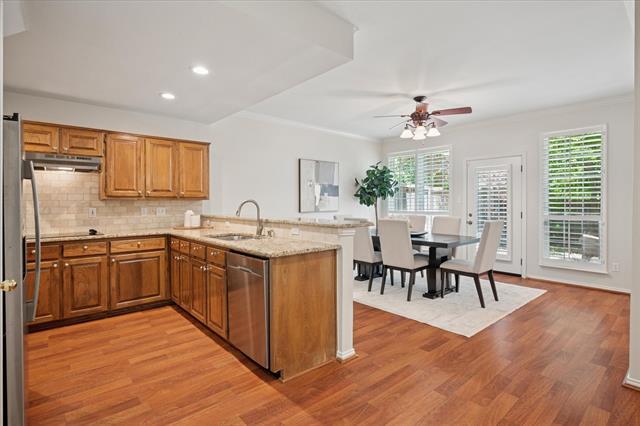 Building Photo - 8562 Brittania Way