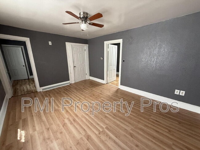 Building Photo - 2630 N 24th St