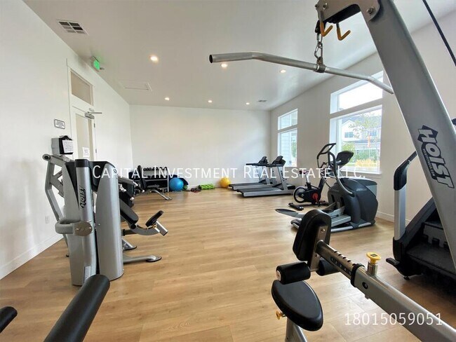 Building Photo - 3647 W 1530 N