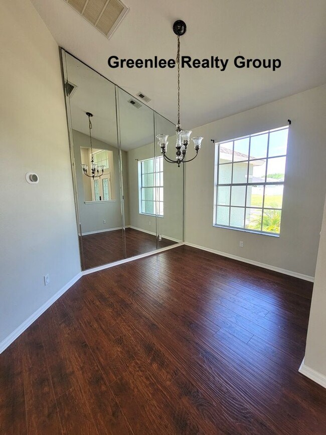 Building Photo - Spacious 3 Bed / 2 Bath pool home with lawn and pool care included in beautiful Rosewood at River...