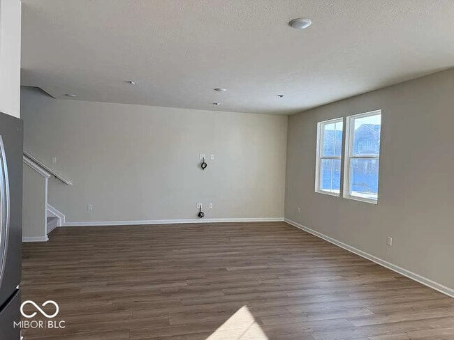 Building Photo - 3846 Riverstone Dr