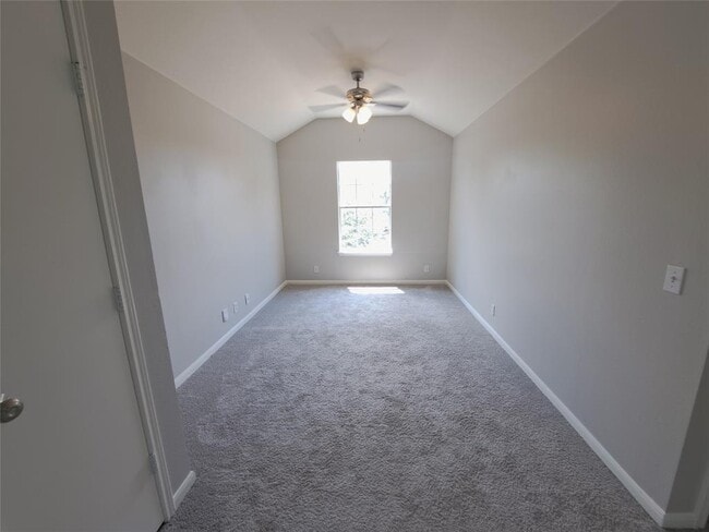Building Photo - 105 Twilight Way
