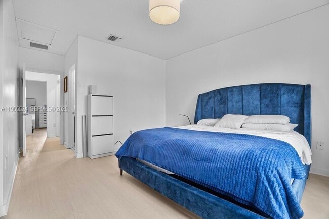 Building Photo - 3429 NW 13th St