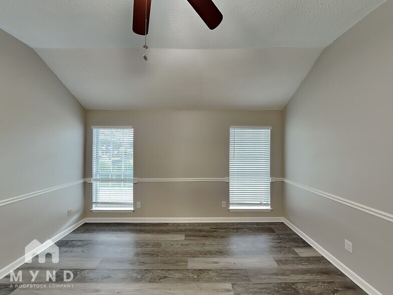 Building Photo - 308 Pine Ridge Ln