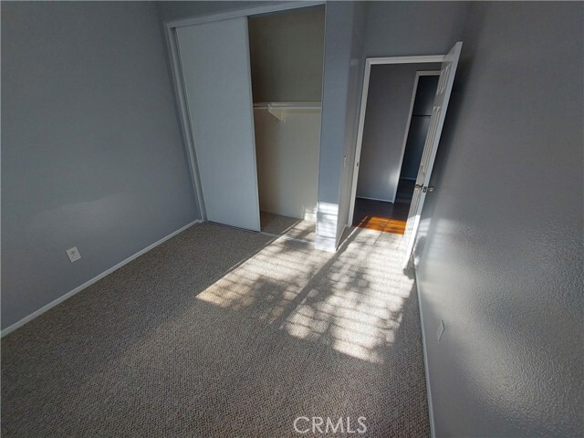 Building Photo - 17811 Cottonwood Ct