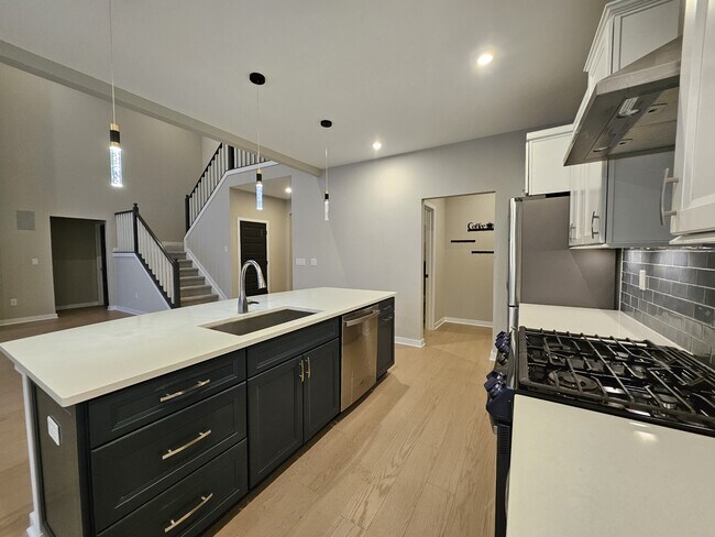 Building Photo - 228 Oakhurst Wy