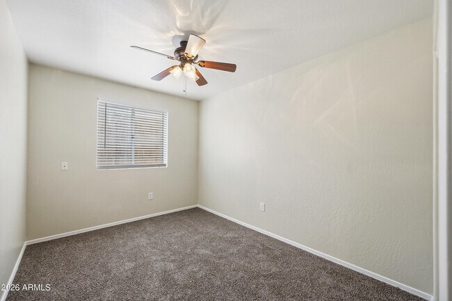 Building Photo - 5190 W Saragosa St