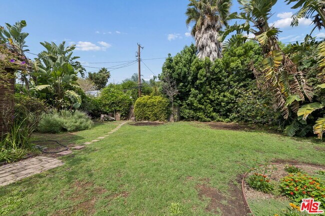 Building Photo - 1377 Appleton Way