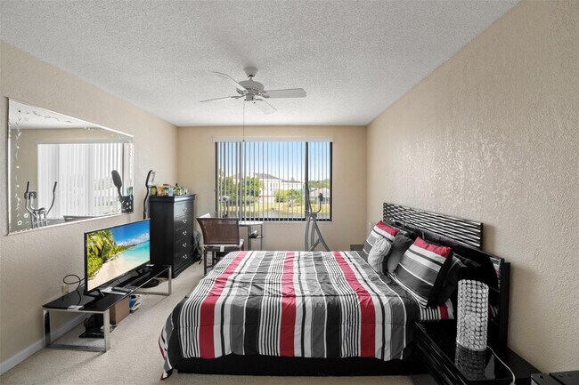 Building Photo - 9783 N Belfort Cir