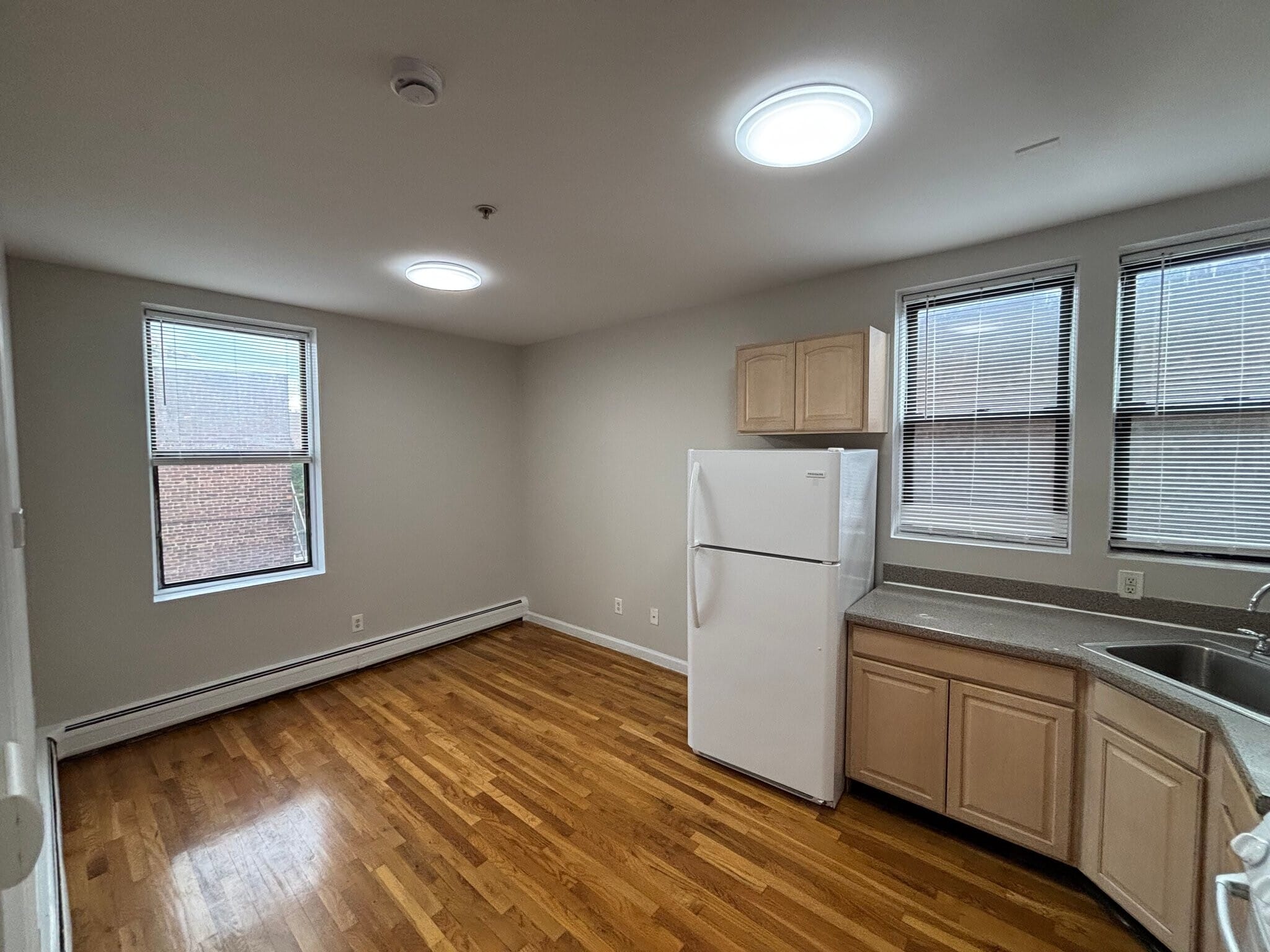 Building Photo - 5110 Palisade Ave