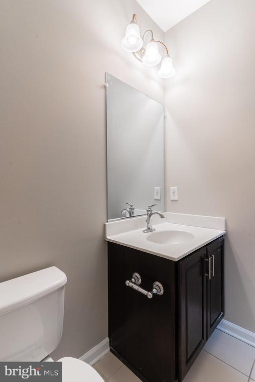 Building Photo - 42769 Keiller Terrace