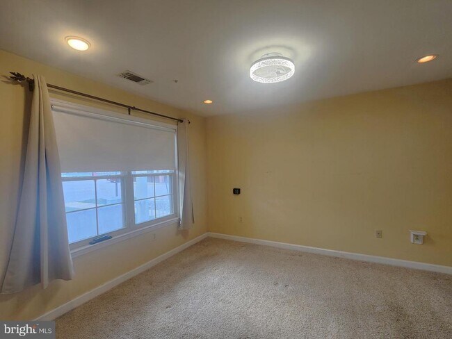 Building Photo - 6832 Hayley Ridge Way