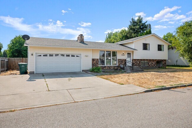Primary Photo - 14406 E 7th Ave