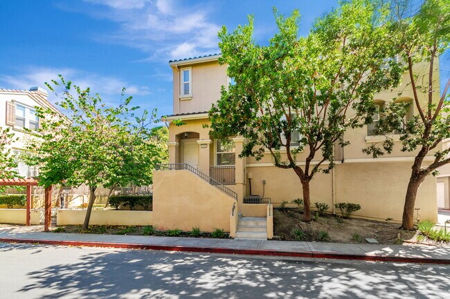 Building Photo - 2743 Corde Terra Cir