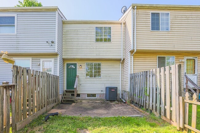 Building Photo - 2509 Merrick Ct