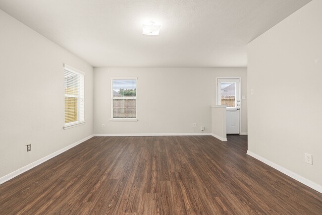Building Photo - 21415 Partha Way