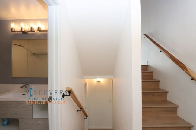 Building Photo - Chic Piedmont Pines Three Bedroom Home Coming Soon!