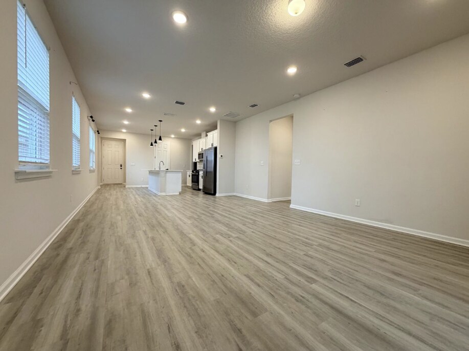 Building Photo - 162 Cedar Elm Way